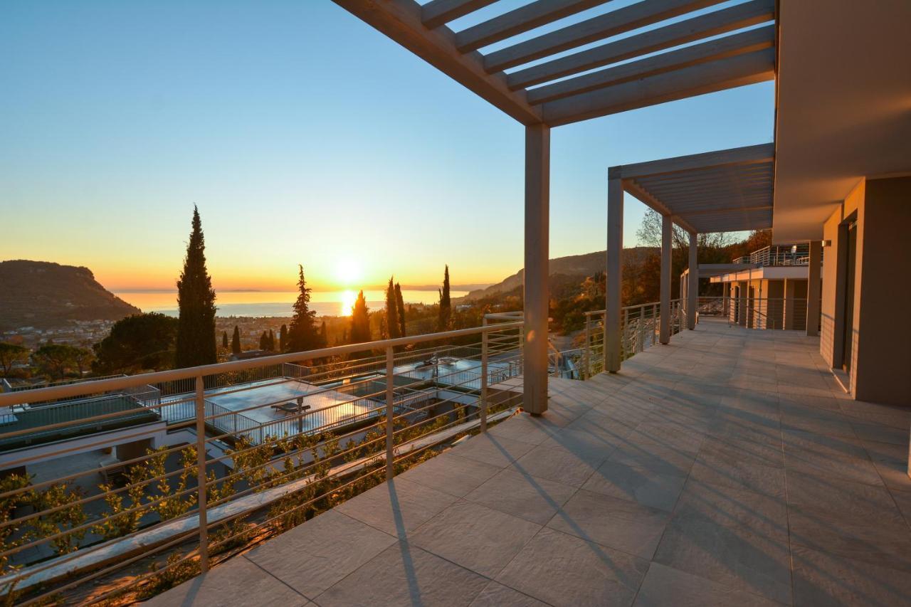 Sunset Lodge - Enjoy Holiday การ์ดา ภายนอก รูปภาพ